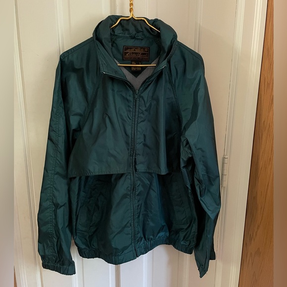 Vintage Eddie Bauer Vented Windbreaker. Green. Packable Hood. Size large - Picture 1 of 11